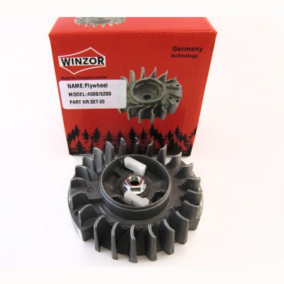 Маховик 4500 с пласт. собачками супер комплект