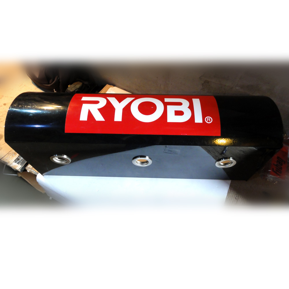 Фриз для стенда RYOBI полукруглый с подсветкой