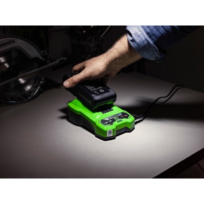 Аккумулятор Greenworks 24V 4Ач G24B4 + с двумя USB-C разъемами- фото3