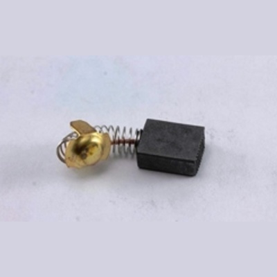 Электроугольная щетка HITACHI 7х13х16 Пружина, пятак-уши, отстрел 1 артикул 693